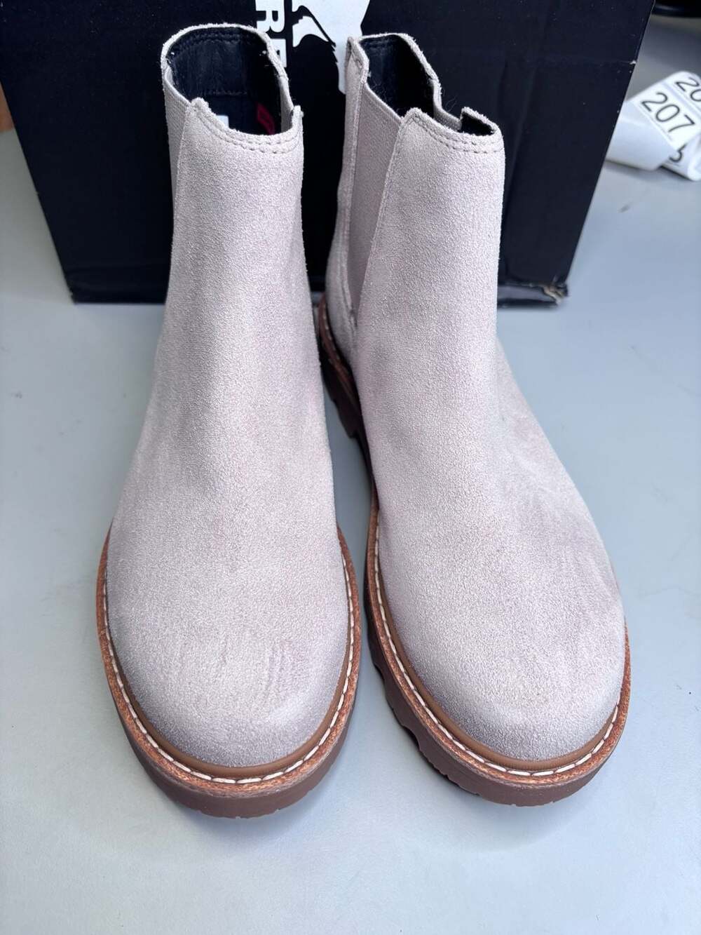 Sorel Women's Revel RD Chelsea Waterproof Boots in Crushed Clay size 7.5 - Picture 3 of 6